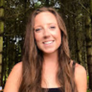 Meet your Posher, Abigail